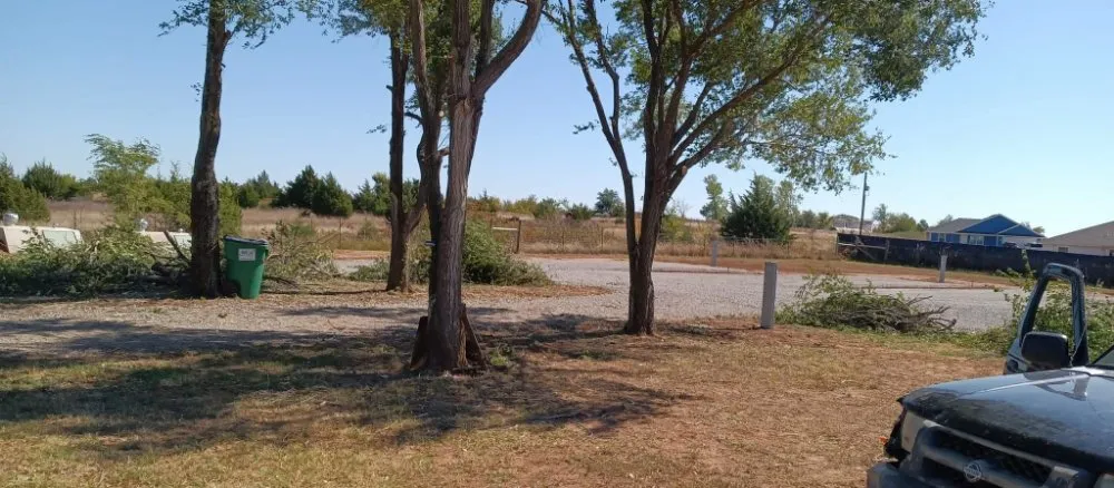 Reliable lawn care service experts serving CHICKASHA, OK - Sanders & Sons