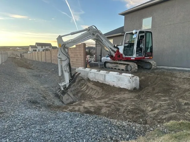 Trusted lawn care service in Benton City, WA - Sanders Bros Construction Services