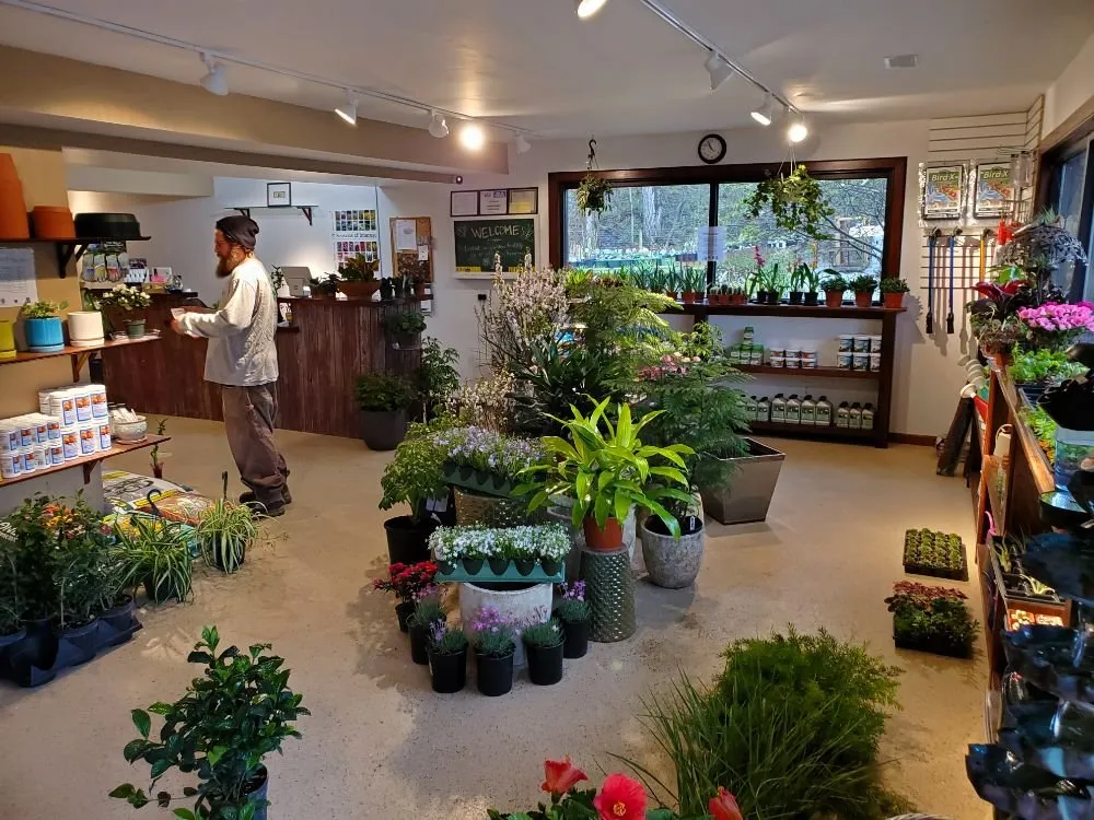 Custom yard maintenance for homes across Iowa City, IA - Sanders Creek Company