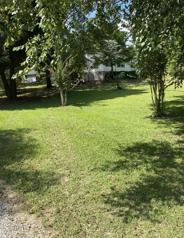 Professional garden landscaping in Leesville, SC - Sanders Landscape