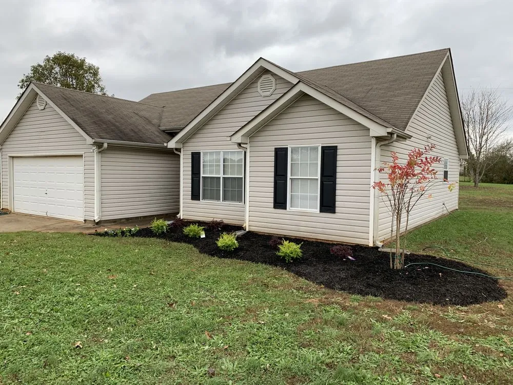 Custom landscape installation experts serving Stockbridge, GA - Sanders Landscaping & Maintenance