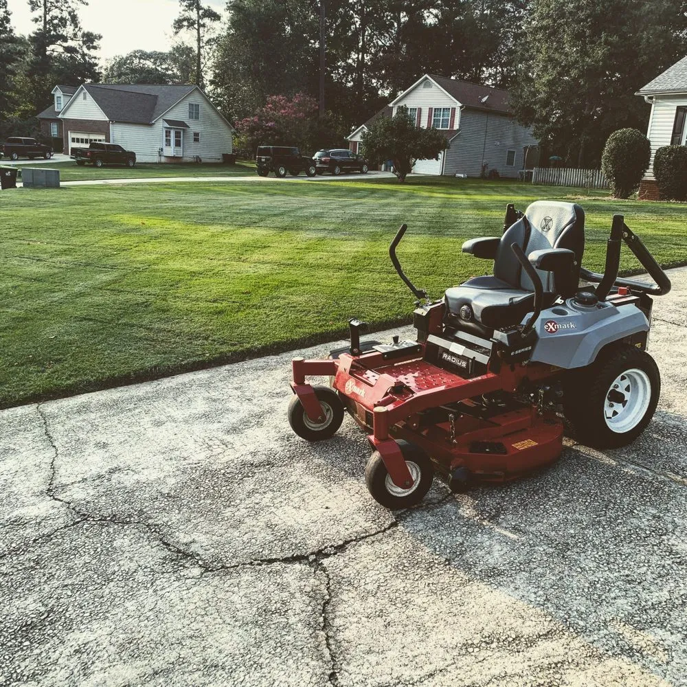 Top-rated lawn mowing service in Stockbridge, GA - Sanders Landscaping & Maintenance
