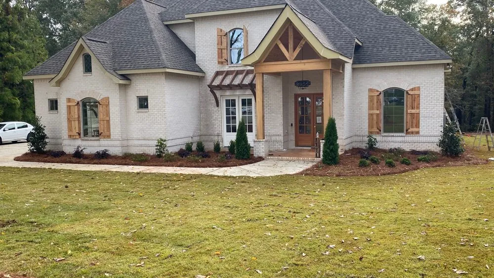 Top-rated lawn care service in Kathleen, GA by Sanderscapes Landscaping