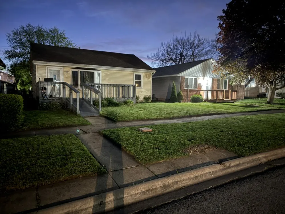 Local residential landscaping in Bourbonnais, IL - Sanderson Lawn-Care