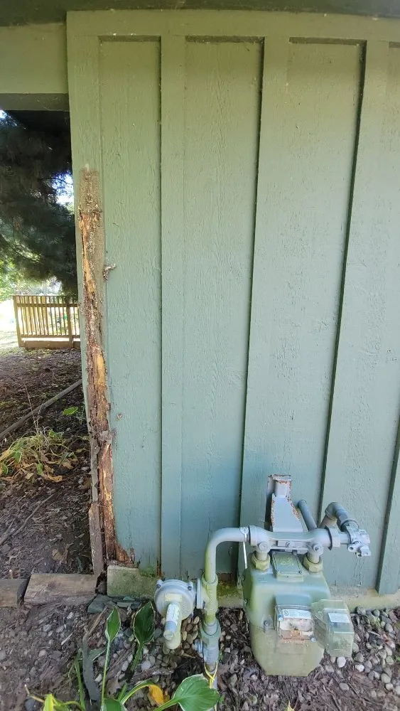 Expert garden landscaping with custom design across Macomb, IL - Sandlin Roofing & Landscaping