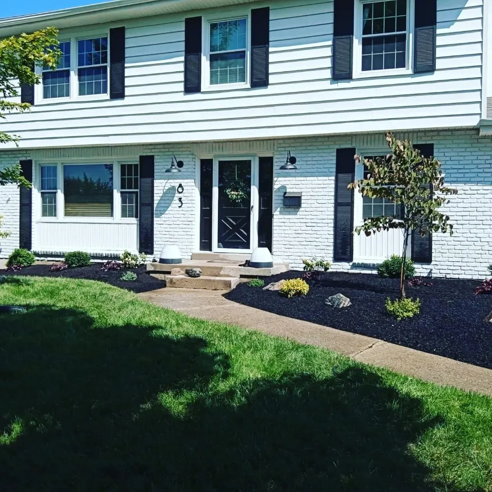 Trusted lawn care service in Hamilton, OH - Sandlins Landscaping