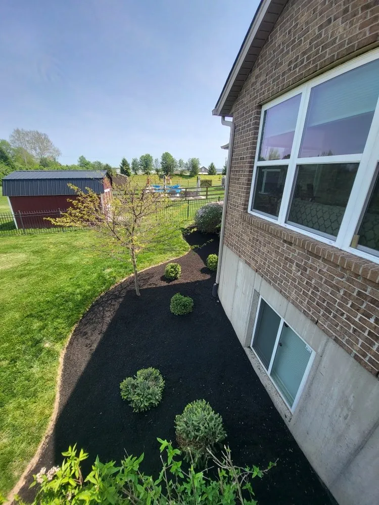 Professional garden landscaping near you across Hamilton, OH - Sandlins Landscaping