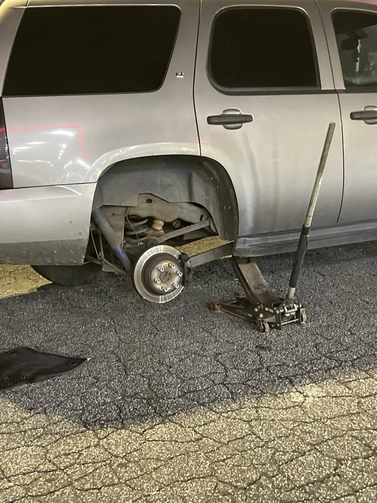 Expert lawn mowing service in Forsyth, GA by Sandman