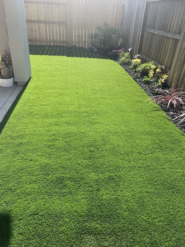 Custom residential landscaping for year-round maintenance across Lodi, CA - Sandoval R landscaping