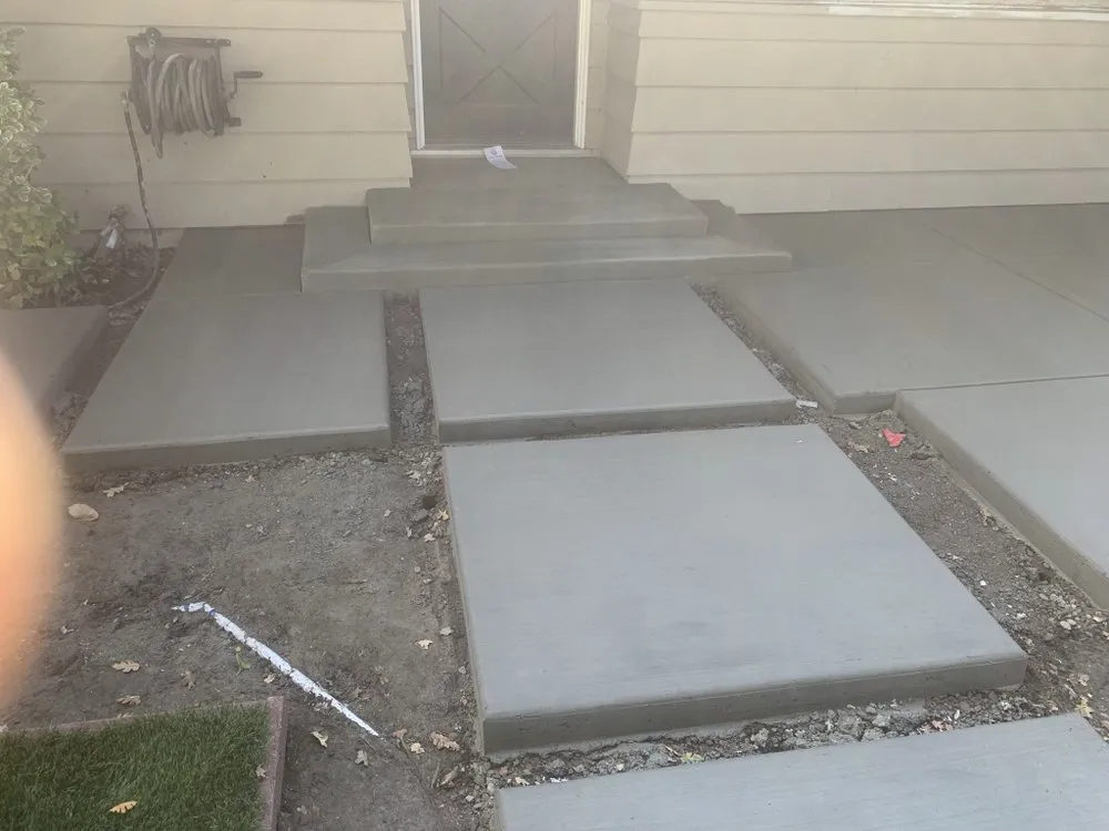 Reliable yard cleanup service in Lodi, CA - Sandoval R landscaping