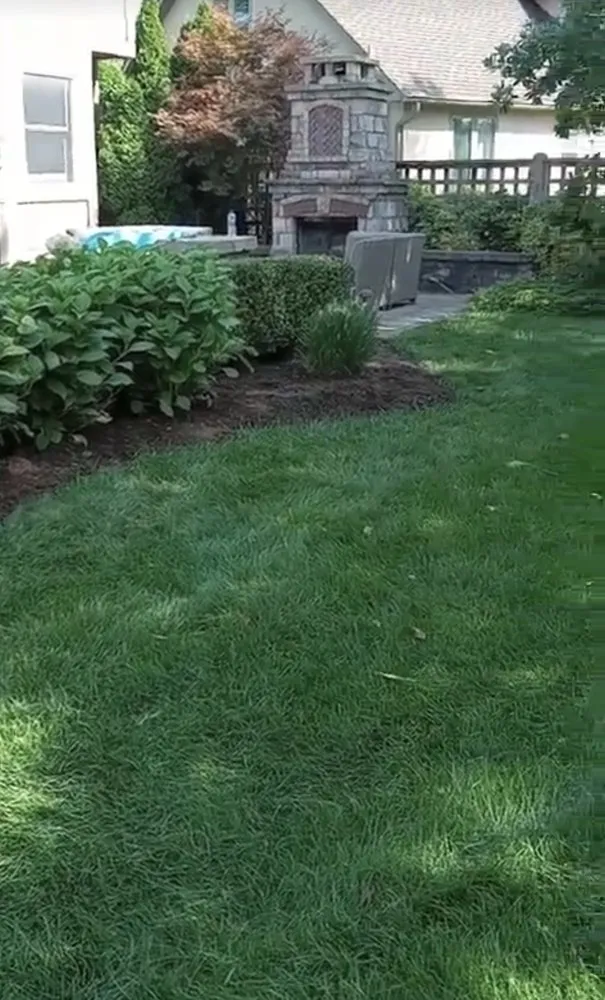 Expert residential landscaping with custom design in Paducah, KY by Sandretta Landscaping