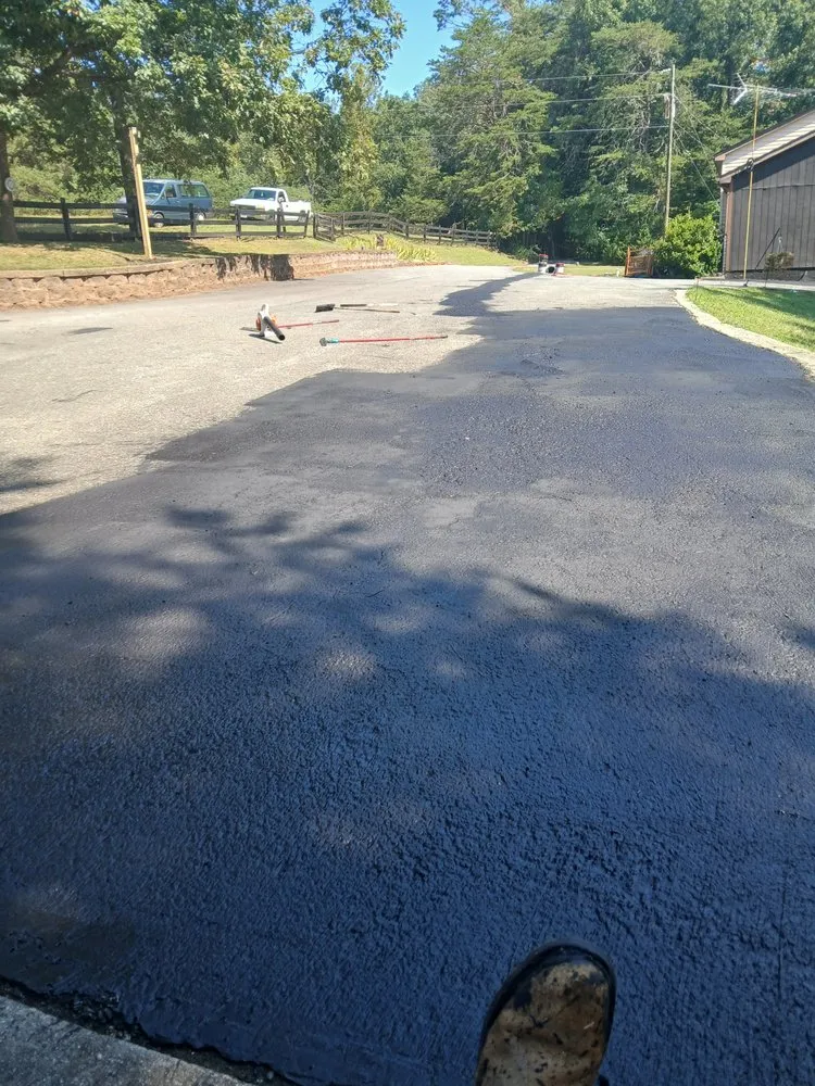 Reliable garden landscaping experts serving Charlottesville, VA - Sandridge Landscaping Service