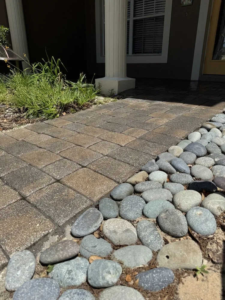 Trusted landscape design for beautiful yards in Alafaya, FL by Sand&Seal inc.