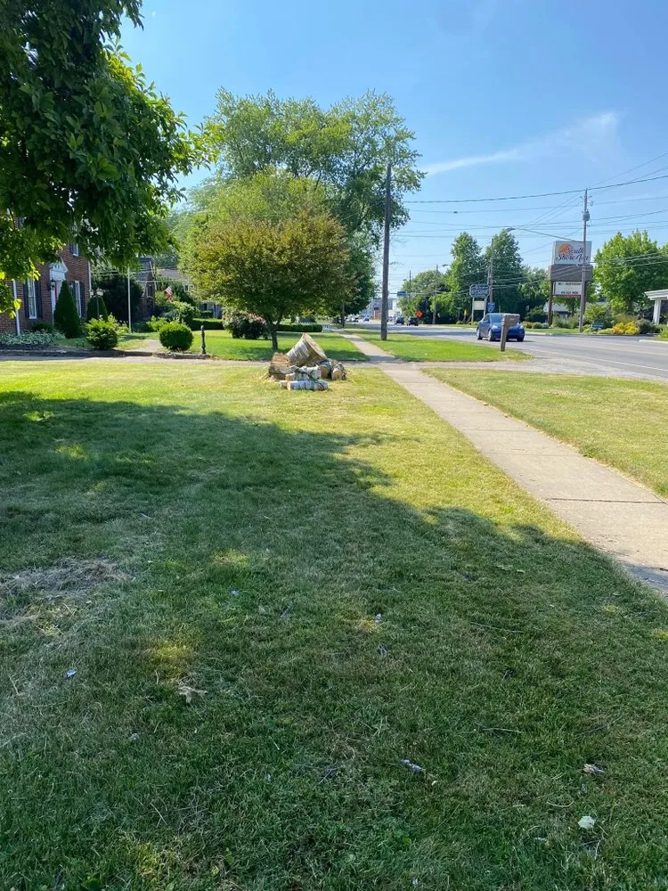 Top-rated lawn mowing service in Clyde, OH by Sandusky Bay Logging
