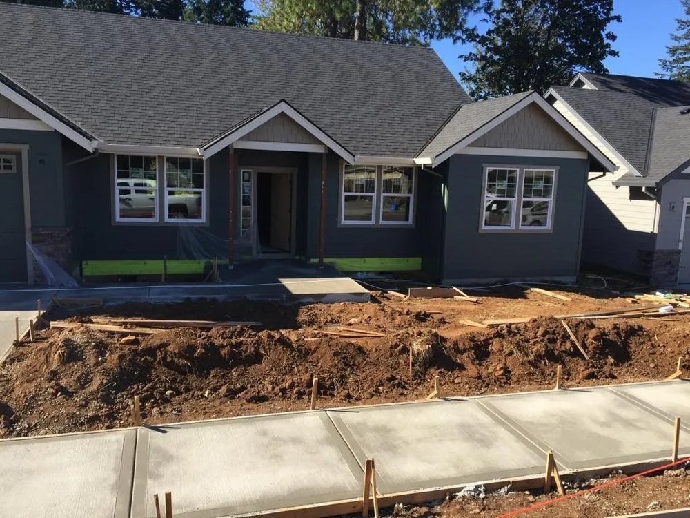 Top-rated landscaping services near you in Oregon City, OR by Sanlino Landscape