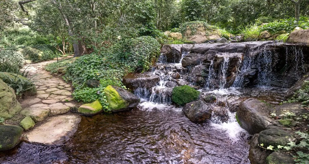 Custom outdoor landscaping in Santa Barbara, CA - Santa Barbara Ponds