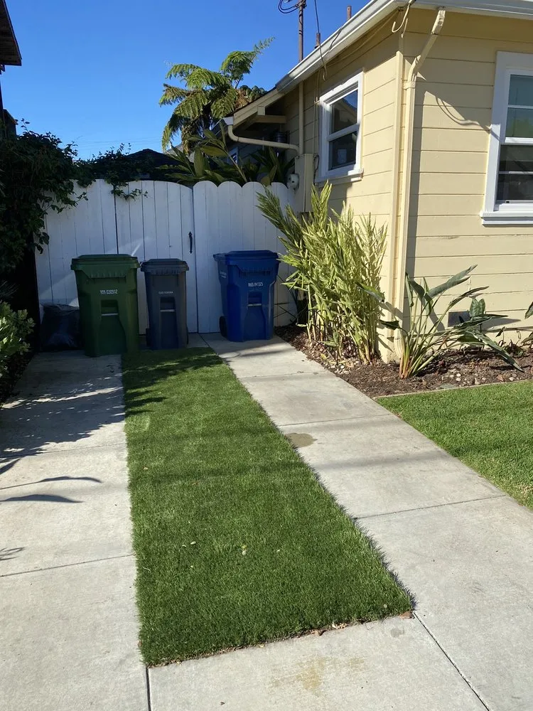 Custom lawn care service experts serving Aptos, CA - Santa Cruz Irrigation & Gardens