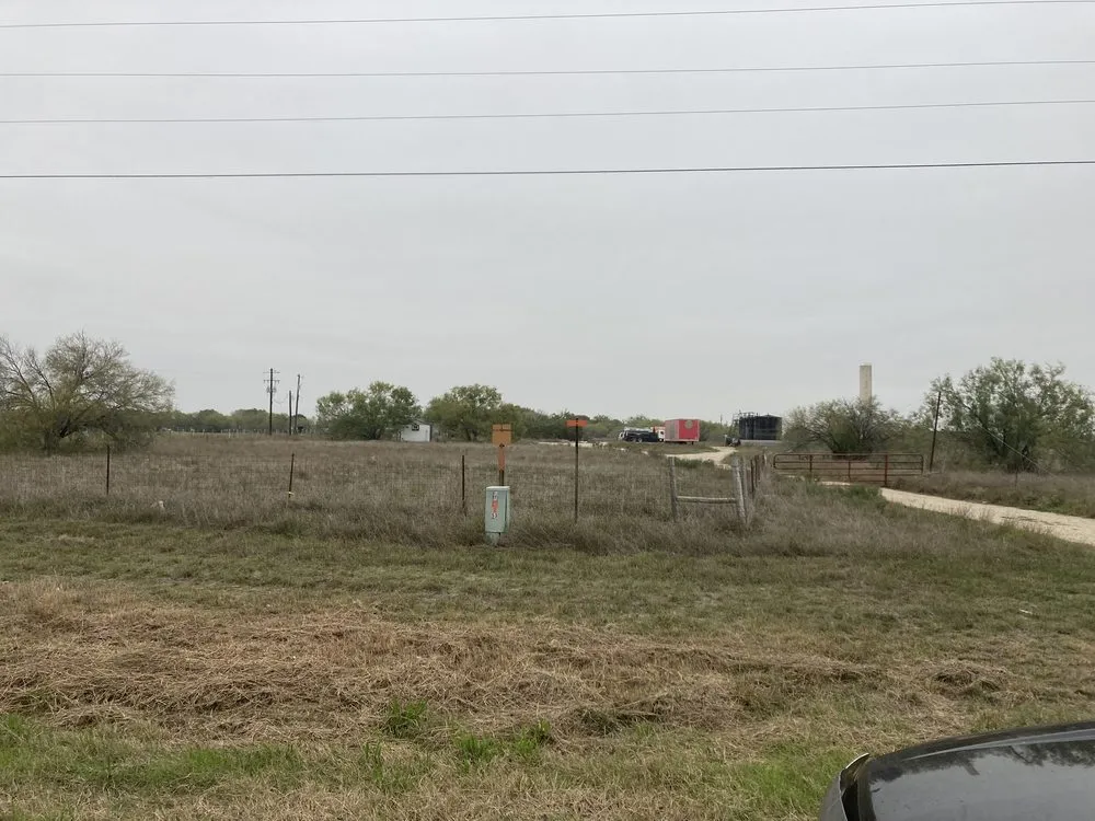 Reliable outdoor landscaping in Seguin, TX by Santacruz Mowing and Schredding