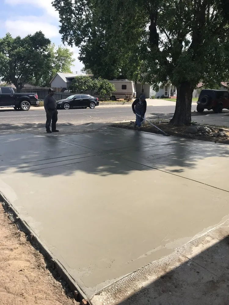 Top-rated garden landscaping in Delhi, CA - Santacruz Yard Maintenance