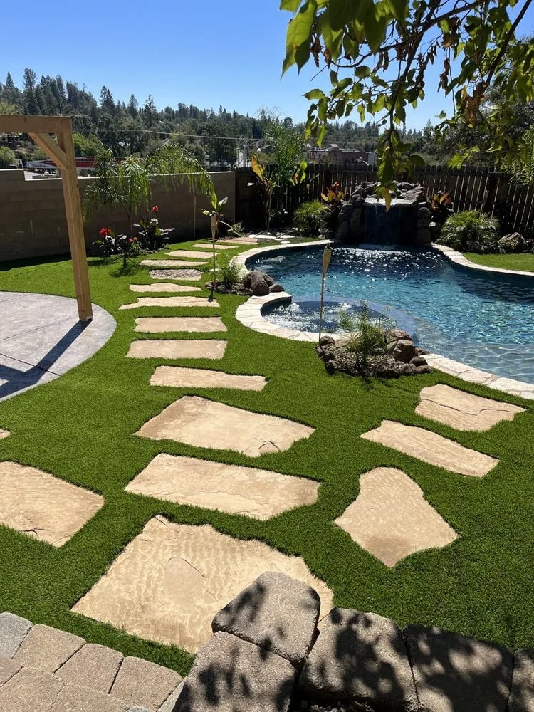 Custom lawn care service in Diamond Springs, CA by Santana Landscape Hardscape
