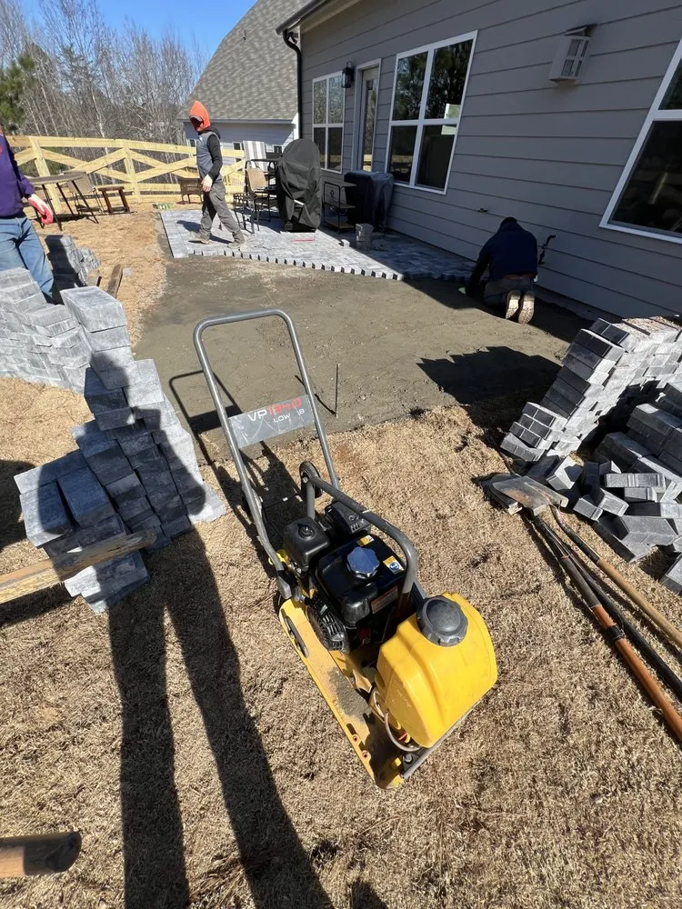 Custom garden landscaping experts serving Cumming, GA - Santana Landscaping