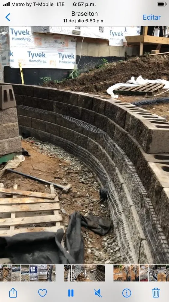 Top-rated lawn mowing service for beautiful yards in Stone Mountain, GA by Santanas Landscape