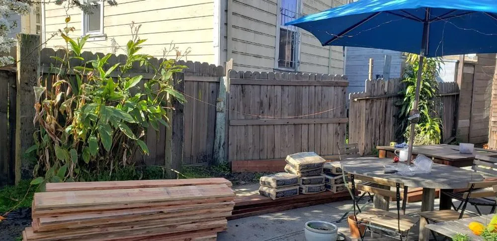 Custom residential landscaping in Oakland, CA by Santa's Cleaning & Landscaping Services