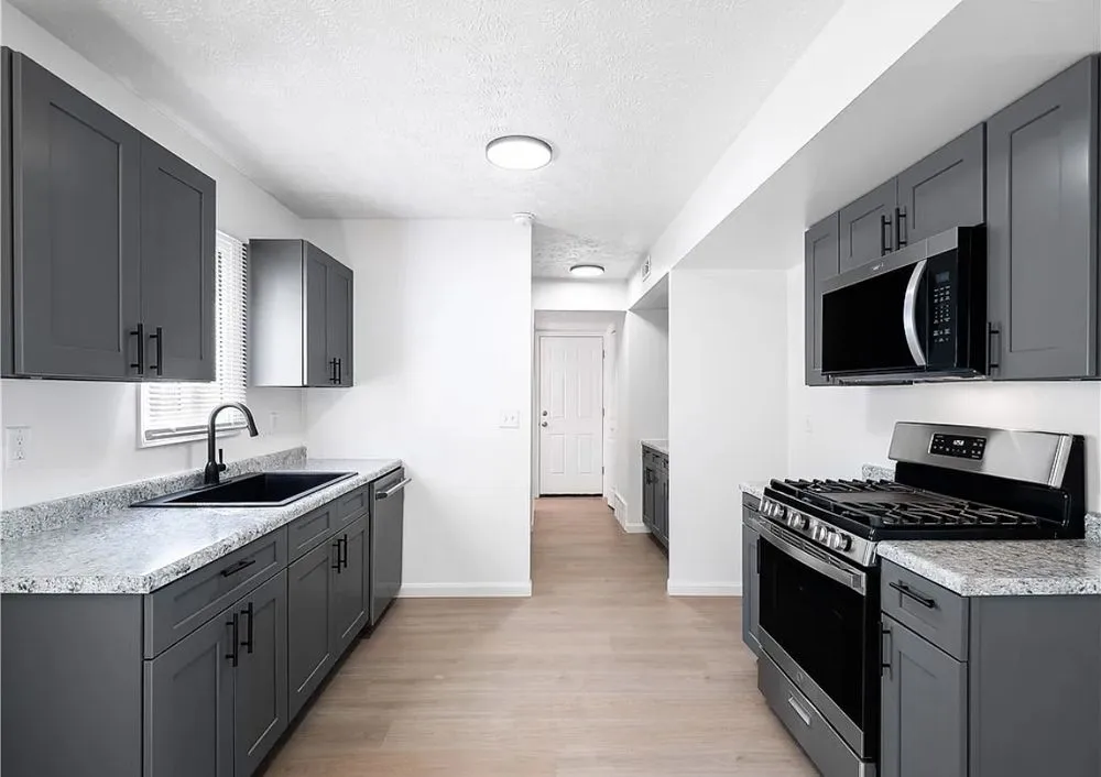 Affordable residential landscaping for residential properties across Elyria, OH - Santi Pro Services