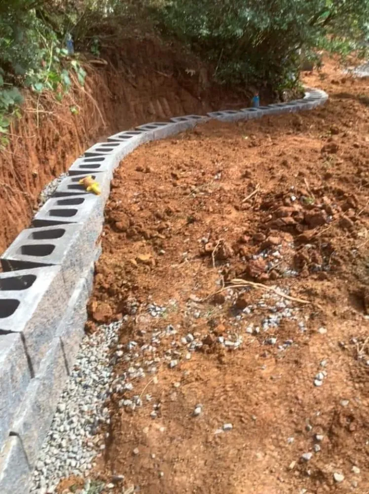 Reliable outdoor landscaping experts serving Fallbrook, CA - Santiago Construction end Landscaping