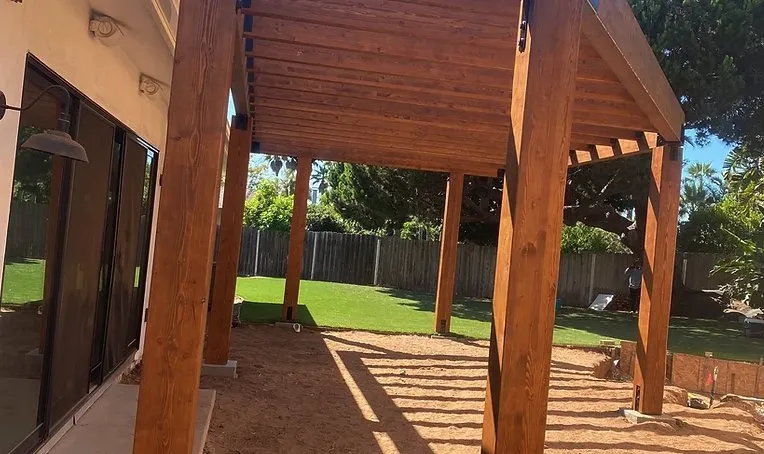 Expert yard maintenance with custom design in Vista, CA by Santiago Landscapes