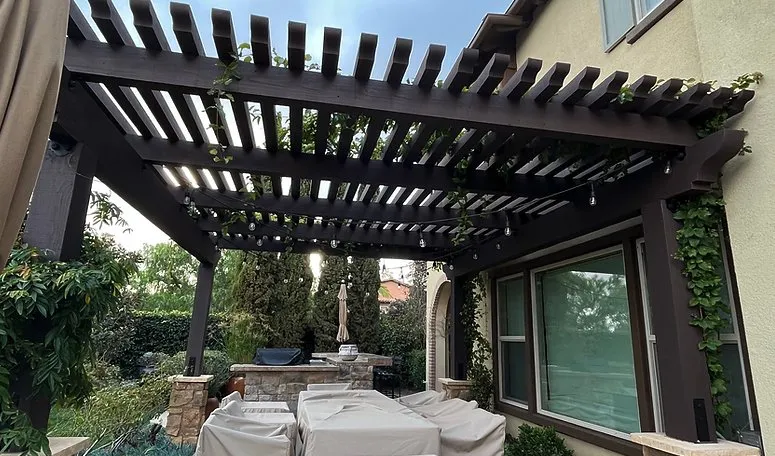 Affordable yard cleanup service in Vista, CA - Santiago Landscapes