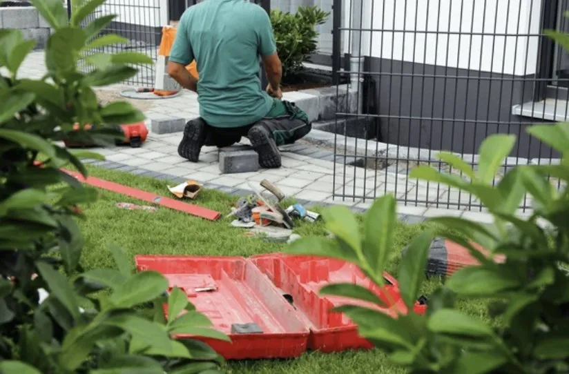 Trusted yard cleanup service in Salinas, CA by Santiago Landscaping