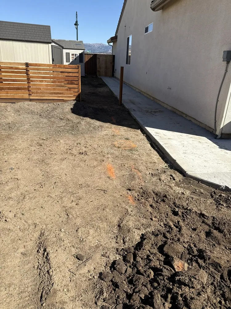 Custom yard cleanup service near you in Salinas, CA by Santiago Landscaping