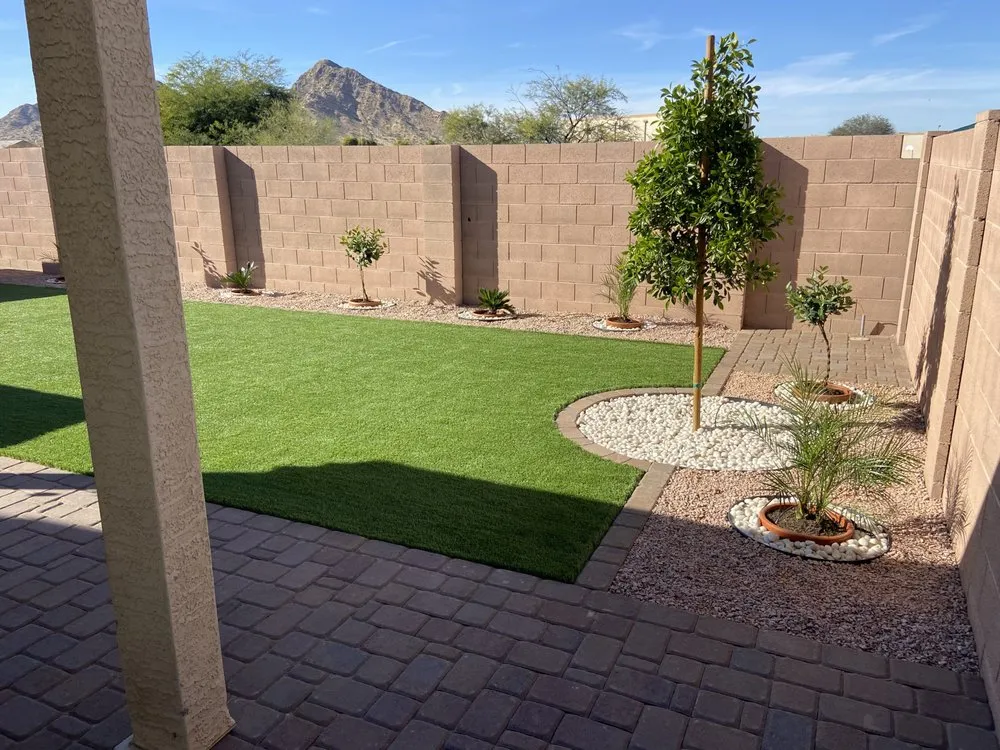 Local lawn mowing service experts serving Phoenix, AZ - Santiago’s Home Maintenance Services