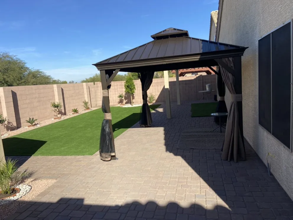 Trusted yard cleanup service for beautiful yards across Phoenix, AZ - Santiago’s Home Maintenance Services