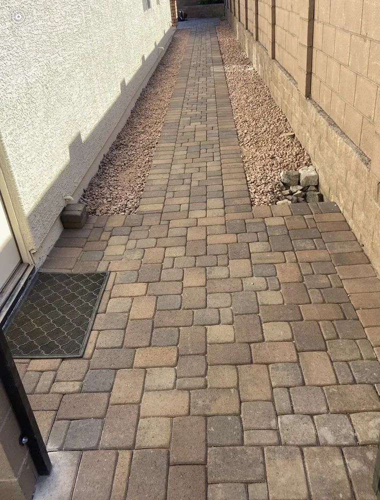 Custom landscaping services for year-round maintenance in Phoenix, AZ by Santiago’s Home Maintenance Services