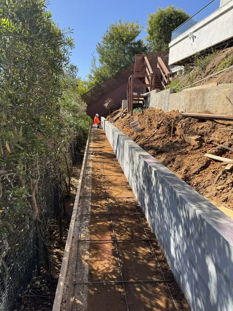 Expert outdoor landscaping for homes in Escondido, CA by Santiago's Landscaping