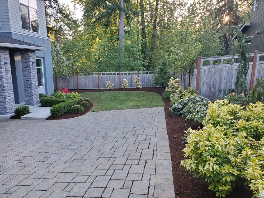 Professional yard cleanup service with custom design across Kenmore, WA - Santiago's Lawn care & Construction
