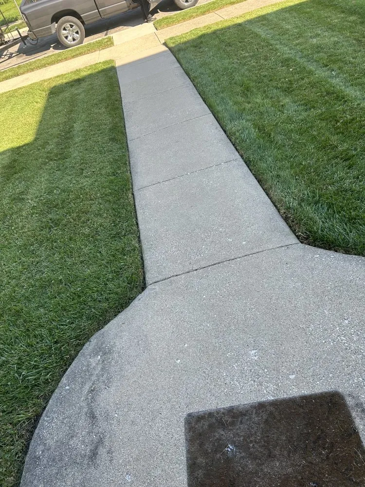 Professional yard maintenance for residential properties across Northlake, IL - Santiago’s Lawn Care