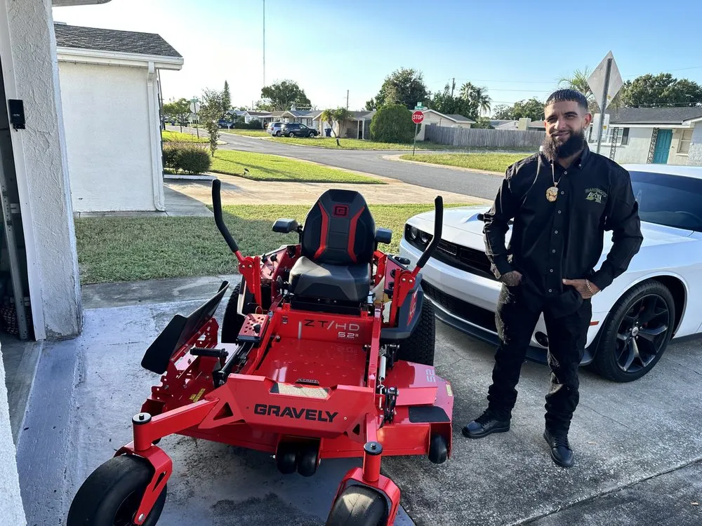 Local landscaping services in Tarpon Springs, FL - Santiago‘s Luxury Lawn Company