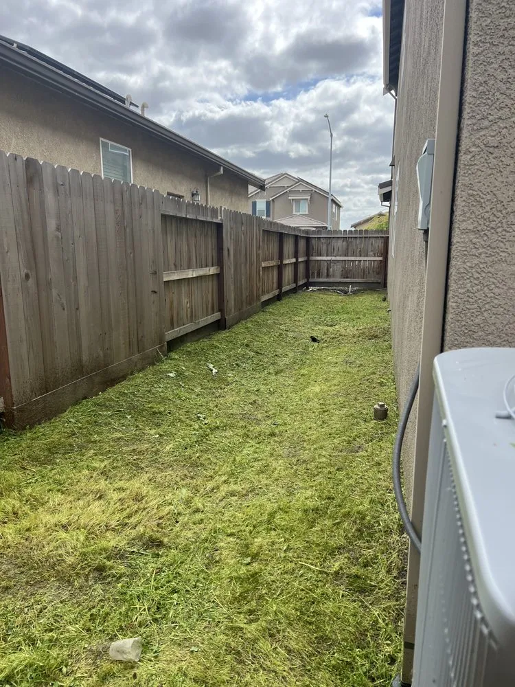 Trusted garden landscaping in Stockton, CA - Santibañez Lanscaping