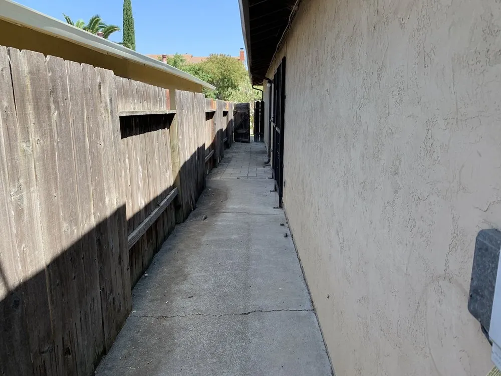 Custom residential landscaping in Stockton, CA - Santibañez Lanscaping