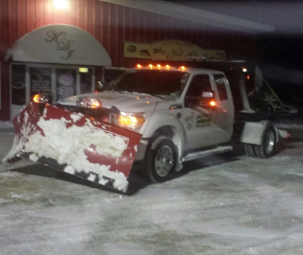 Custom yard maintenance for homes across Marlboro, NY - Santini's Landscape