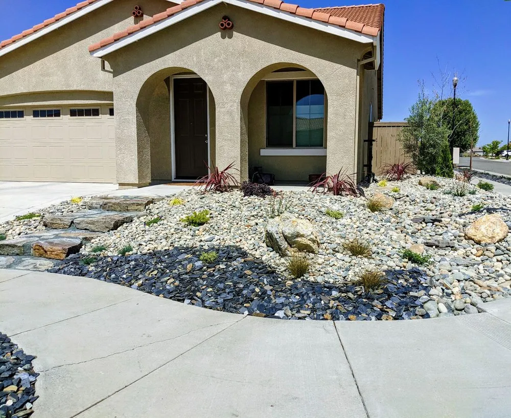 Expert landscaping services experts serving Roseville, CA - Santo Tomas Landscape