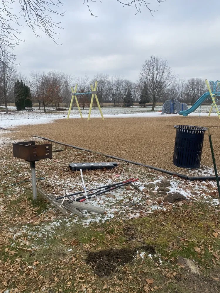 Custom yard cleanup service near you in New Baltimore, MI by Santoro Services