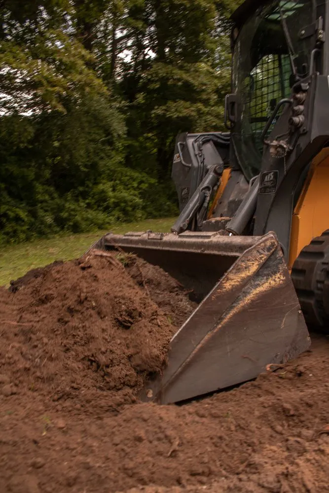 Top-rated landscape installation experts serving New Baltimore, MI - Santoro Services