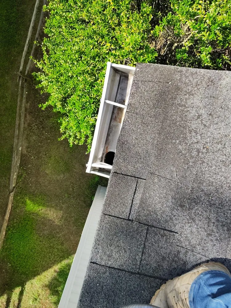 Professional landscaping services experts serving Bowie, MD - Santos and Son