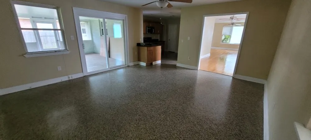 Custom landscaping services experts serving Kenner, LA - Santos Cleaning Services