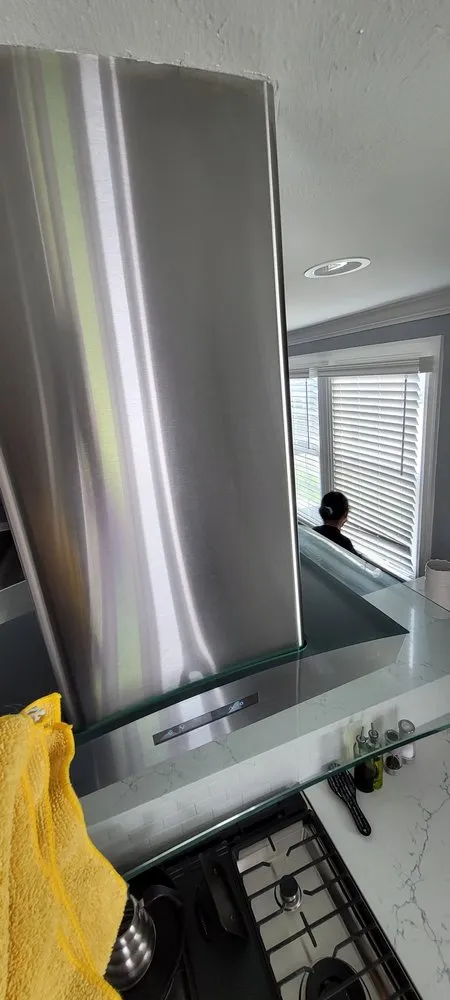 Local outdoor landscaping for beautiful yards in Kenner, LA by Santos Cleaning Services