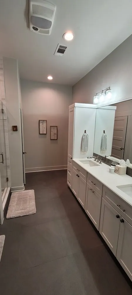 Trusted yard cleanup service for residential properties across Kenner, LA - Santos Cleaning Services